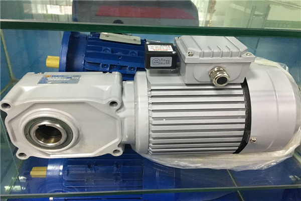 HG直交軸減速機，準雙曲面斜齒輪減速機,直角減速機,直角減速電機,直交軸減速電機 (17)