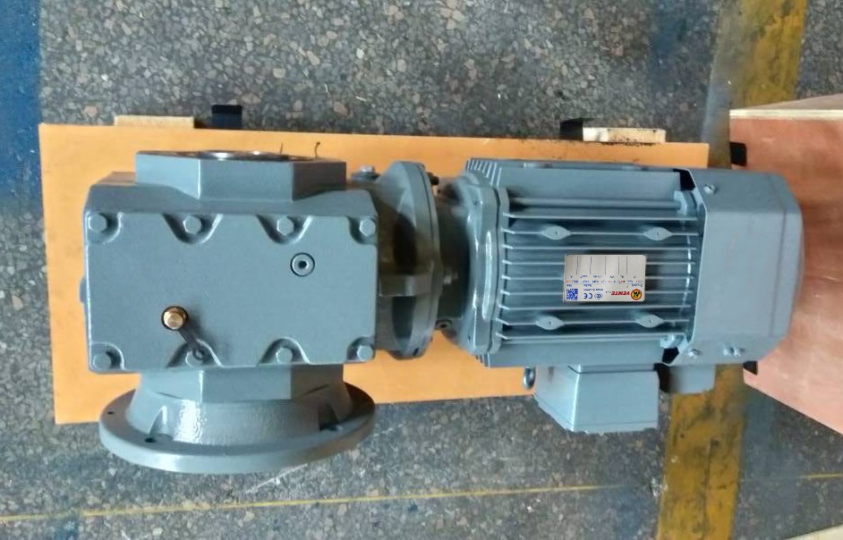 SAF57減速機,切割機減速機,0.55KW減速機,蝸輪減速機
