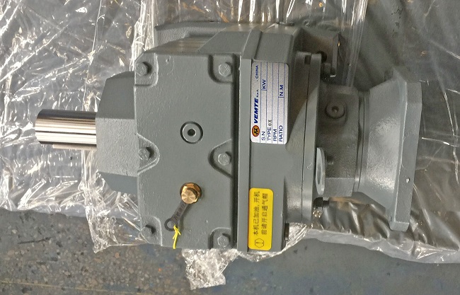 帶動17T噸小型機械吊裝機減速機，3500W伺服電機減速機,吊裝機械減速機